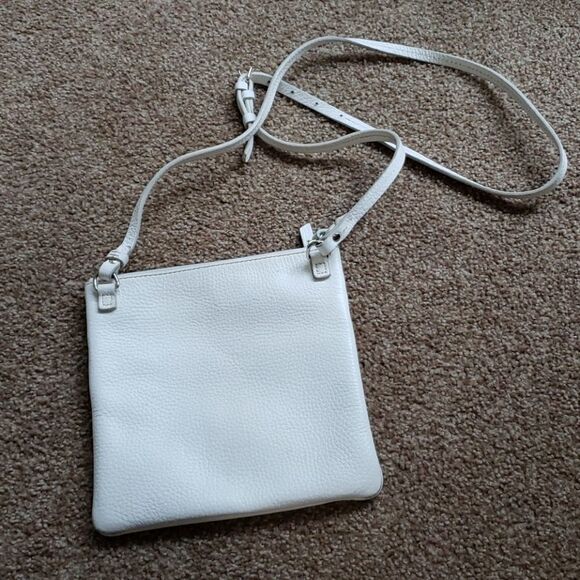 White Dooney & Bourke Pebble Triple Zip Crossbody  - Picture 4 of 4